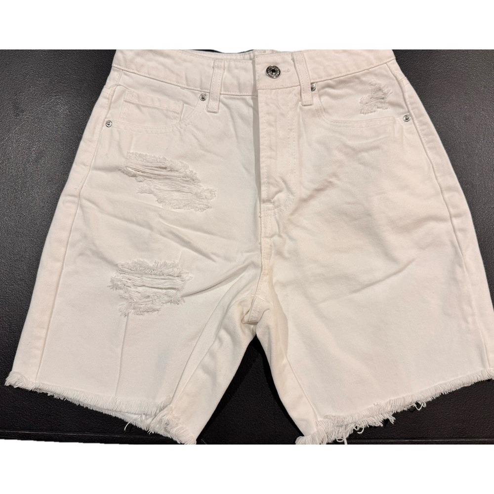 Forever 21 White Mid Rise Distressed Festival Frayed Cutoff Denim‎ Shorts
